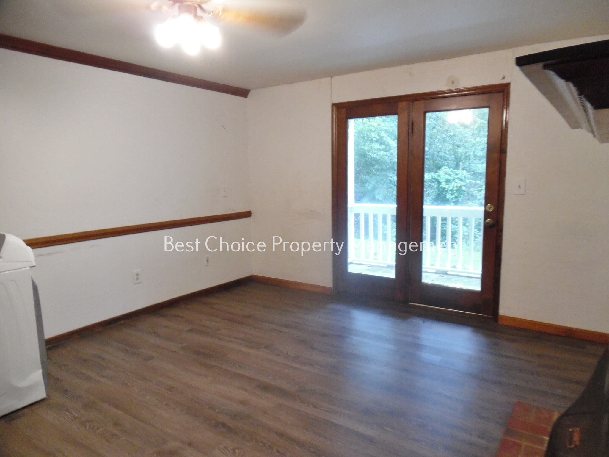 Building Photo - 211 Brookside Dr