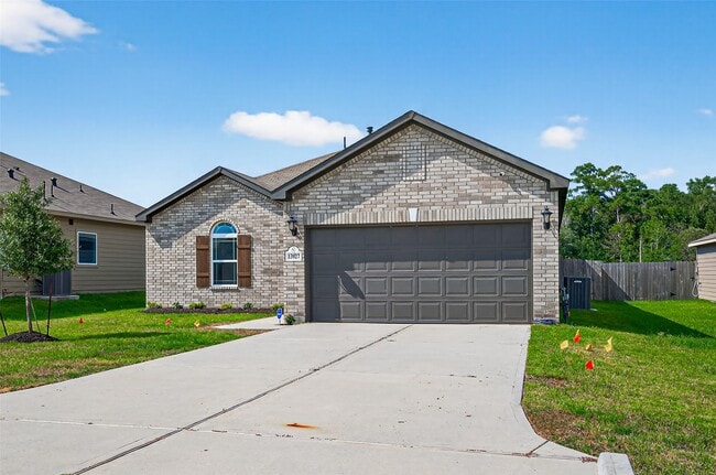 Building Photo - 13927 Katlin Rd