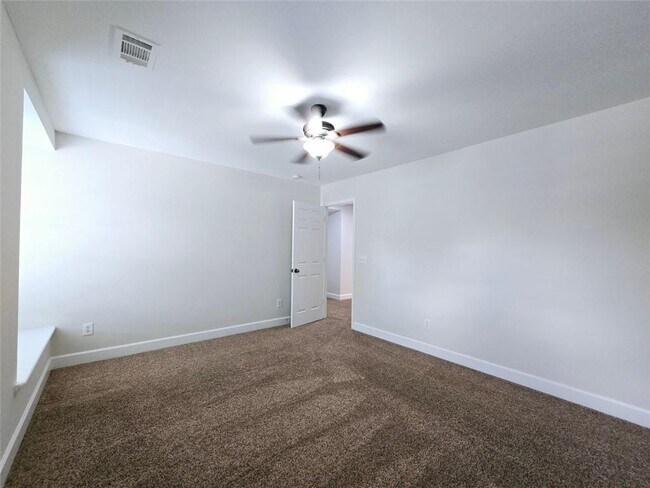 Building Photo - 1273 Lanier Springs Dr NE