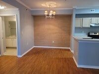 Building Photo - Nice Condo at The Pinnacle in Carrollwood!...