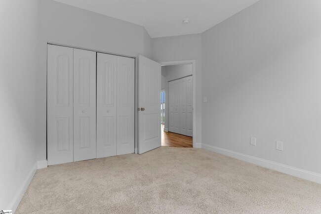 Building Photo - 111 Royal Pine Wy.