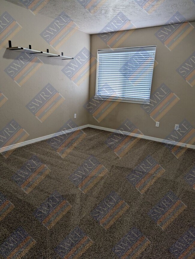 Building Photo - 3913 Goshawk Dr