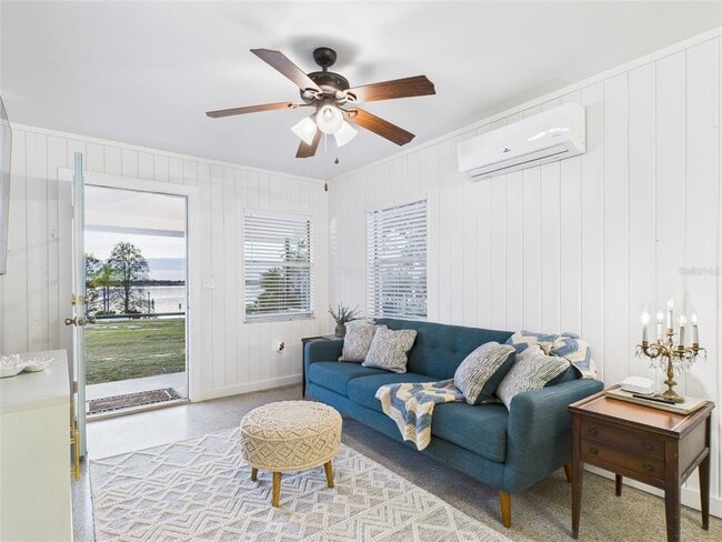 Building Photo - 222 7th St NW