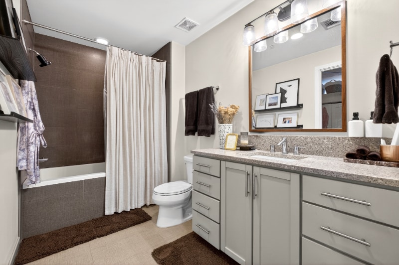 Building Photo - 1212 Laurel St