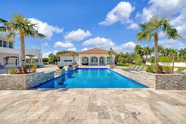 Building Photo - 4610 SW 178th Ave