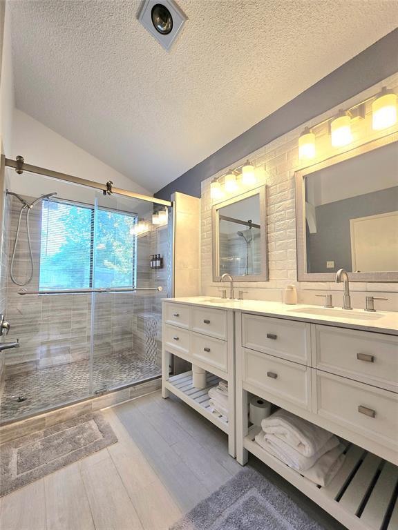 Building Photo - 2109 Waterway Bend