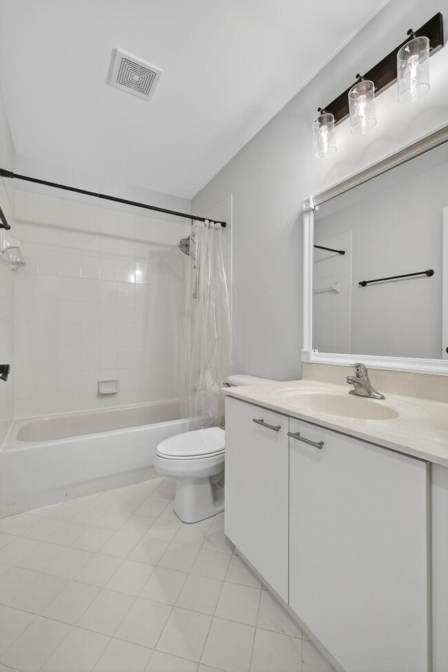 Building Photo - 1475 Running Oak Ln