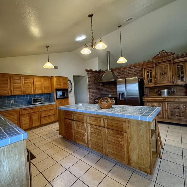 Building Photo - 2848 Los Alisos S