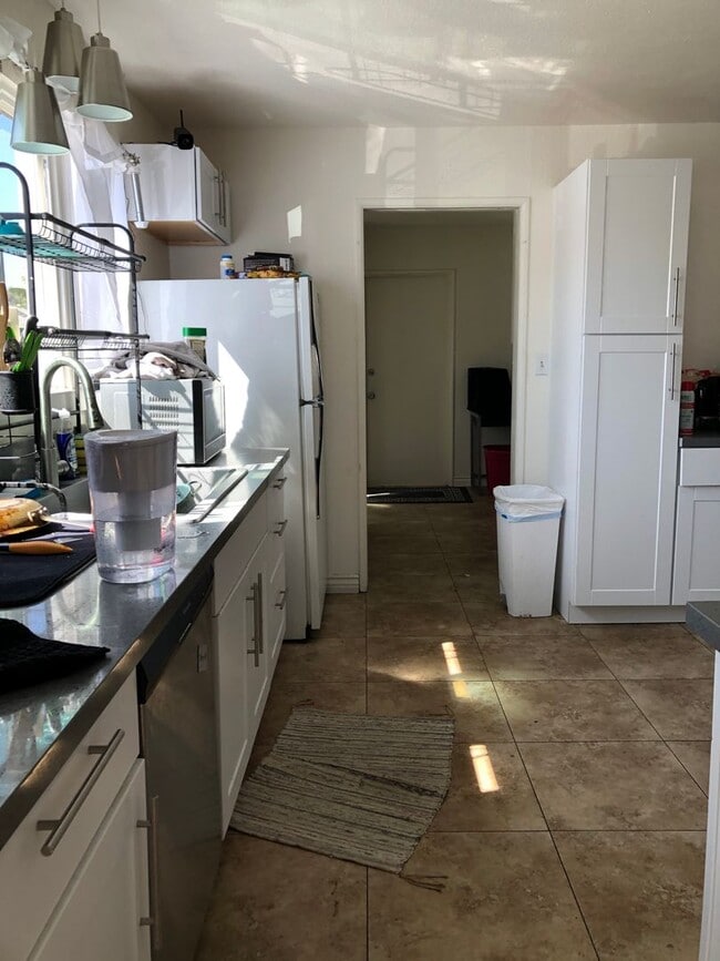 Building Photo - 6228 Stewart St