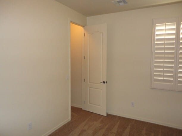 Building Photo - 3075 S Ashley Dr