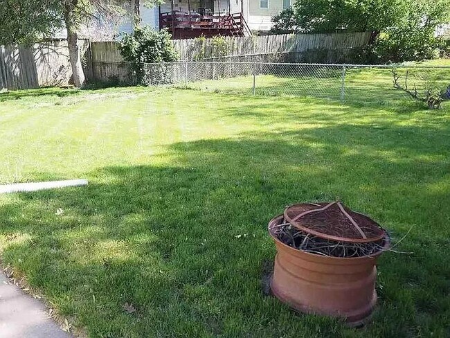 Large, flat, fenced-in back yard - 1907 N 84th St