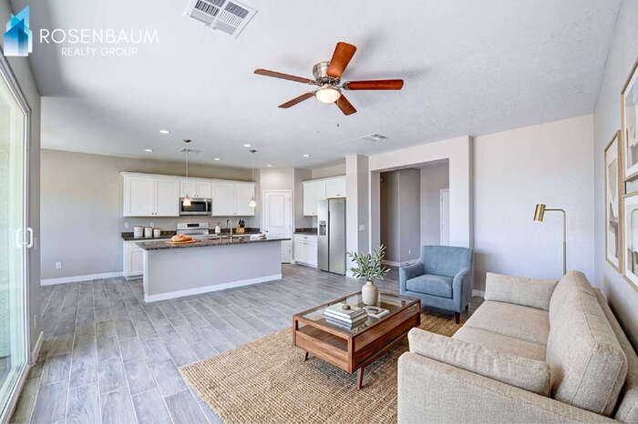 Building Photo - 10261 W Concordia Dr