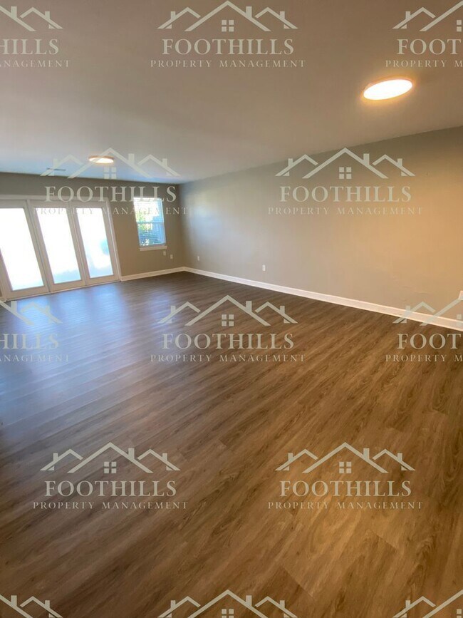 Building Photo - 500 Concord Rd