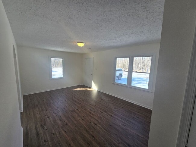 Building Photo - 2 bedroom duplex in Prince George County