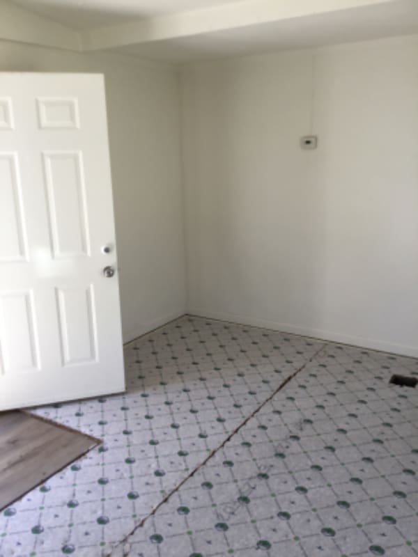 Building Photo - 5625 Sandmound Blvd