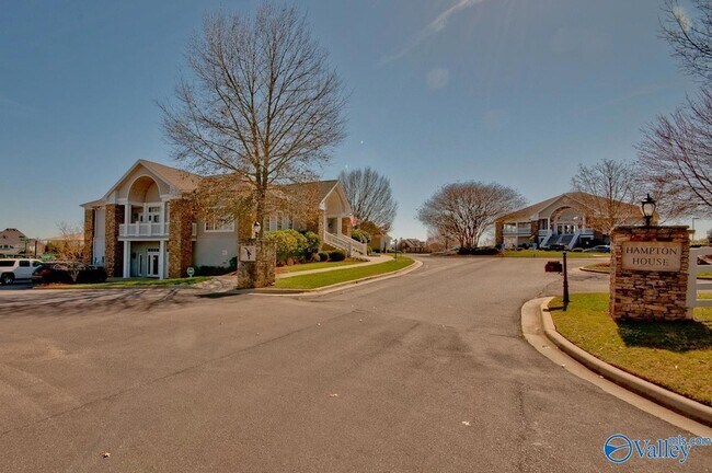 Building Photo - 2772 Deford Mill Rd SE