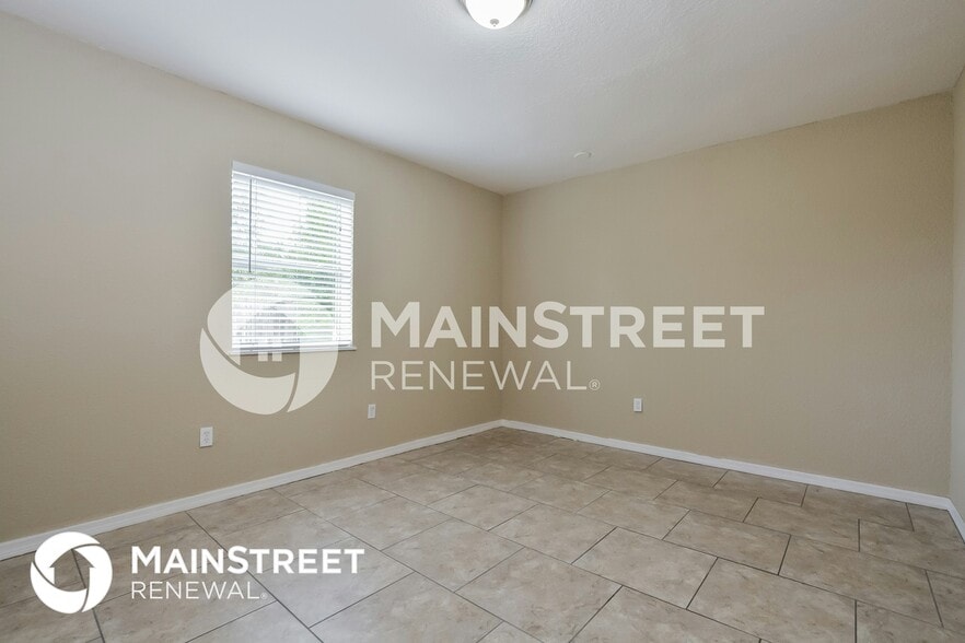 Building Photo - 878 Crawford St