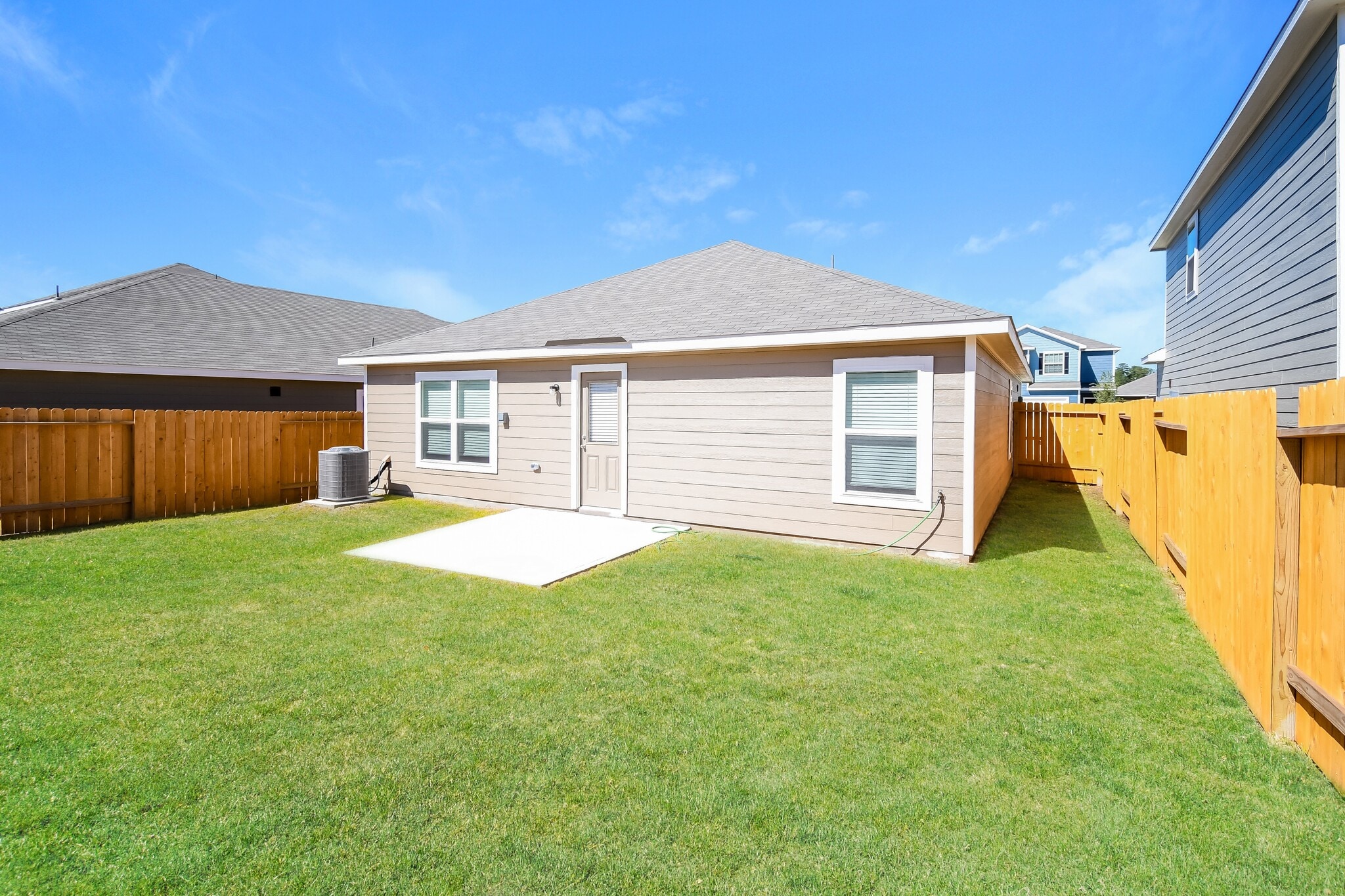 Building Photo - 26717 Frost Dr