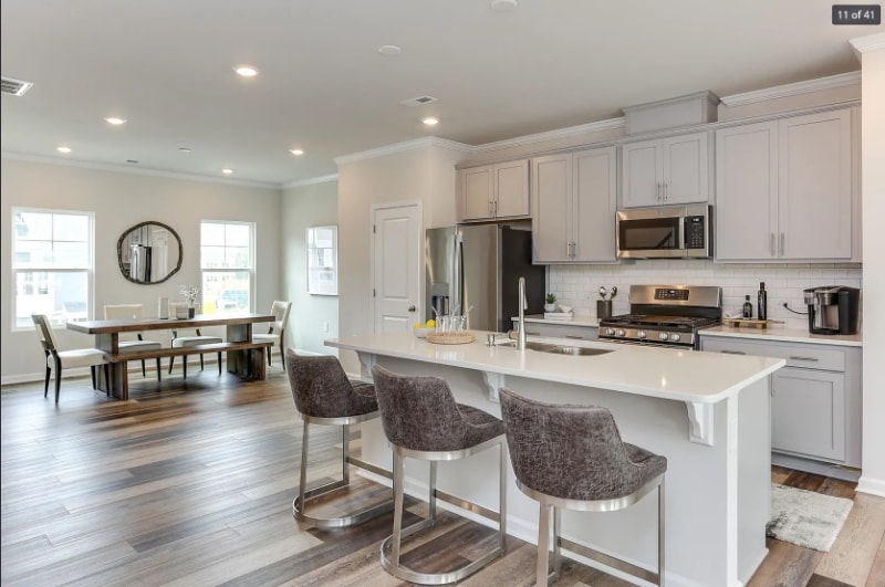 Building Photo - 304 Leland Crst Dr