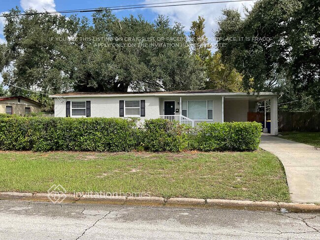 Building Photo - 7123 Hielo Dr