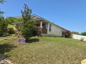 Building Photo - 128 Lava Bed Dr