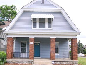 Building Photo - 5030 E New York St