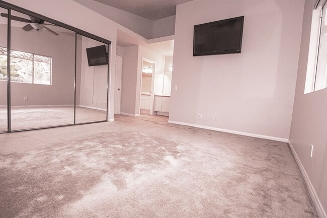 Building Photo - 9929 Palo Alto St