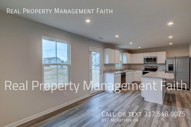 Building Photo - 897 McArthur Dr