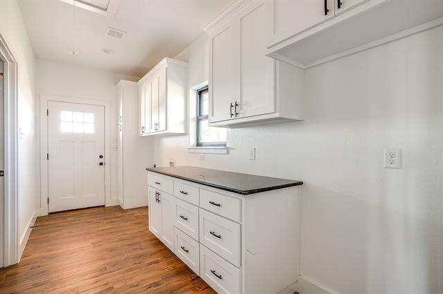 Building Photo - 6378 US-281