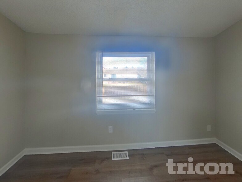 Building Photo - 1026 Wernimont Cir