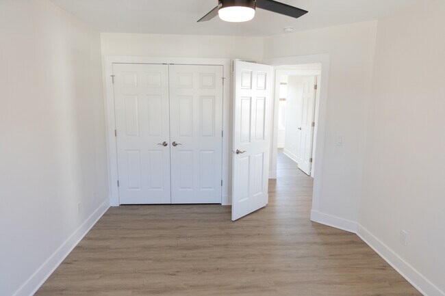 Building Photo - 713 Stevens St