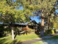 Building Photo - 2597 NW High Lakes Loop