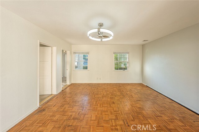 Building Photo - 414 University Ave