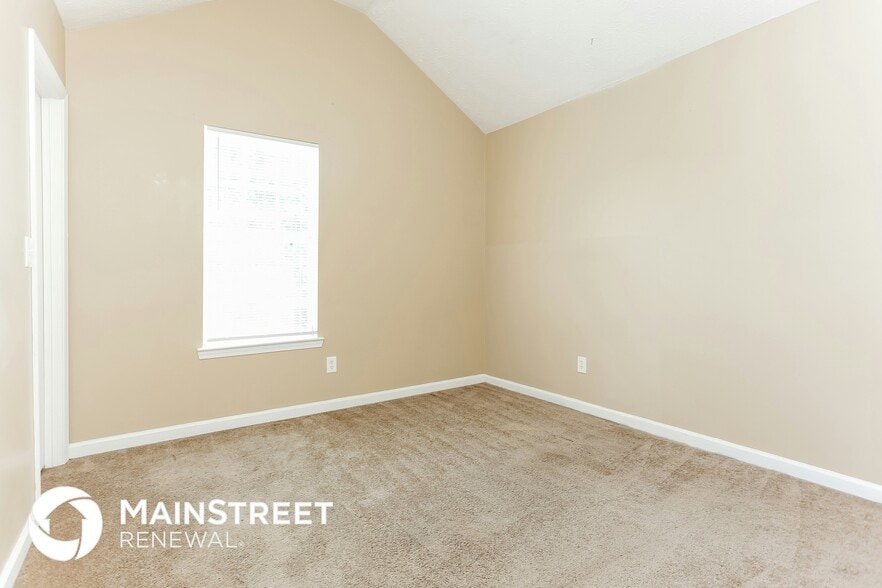 Building Photo - 5742 Wellborn Creek Dr