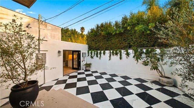 Building Photo - 8840 Ashcroft Ave