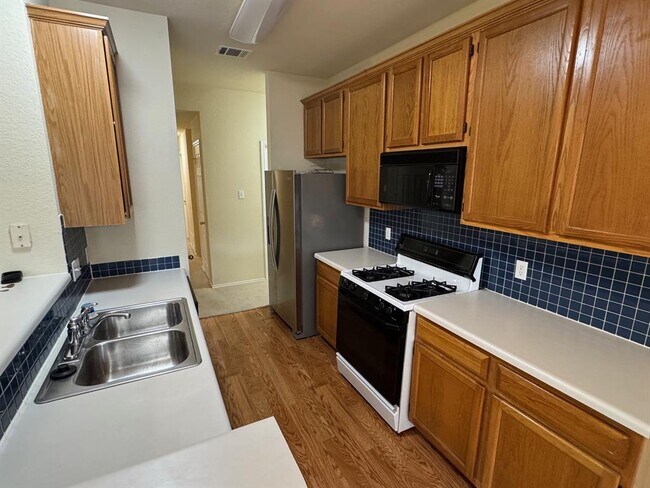 Building Photo - 1108 Brashear Ln