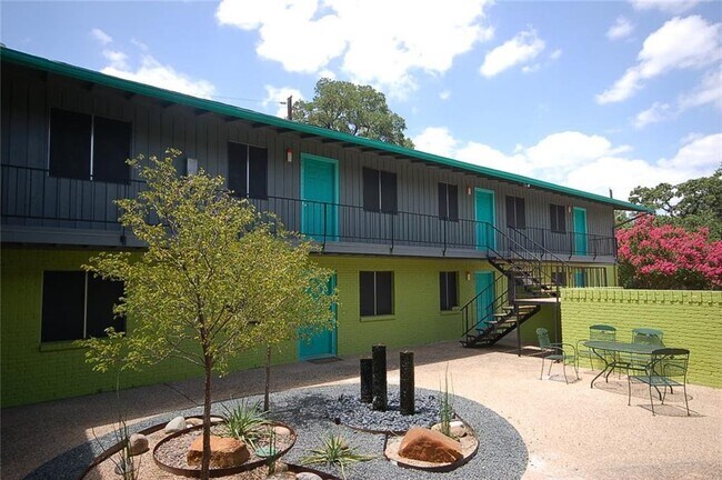 Building Photo - 3914 Avenue D