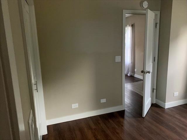 Building Photo - 825 Albert Ave