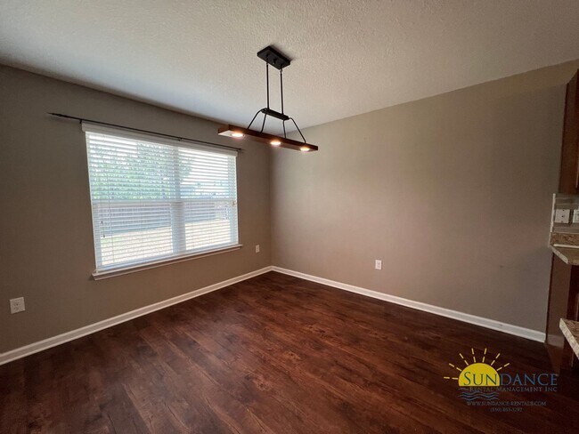 Building Photo - Exquisite 3 Bedroom Home in Partridge Hill...