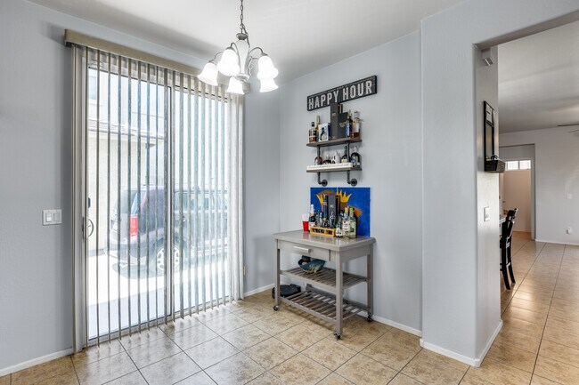 Building Photo - 11956 W Fillmore St