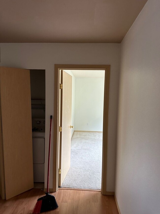 Building Photo - Charming 3 beds 2.5 bath house in Bothell!