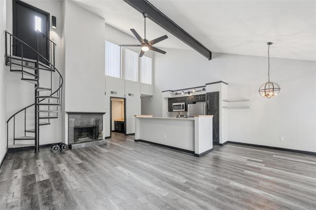 Building Photo - 7031 Holly Hill Dr