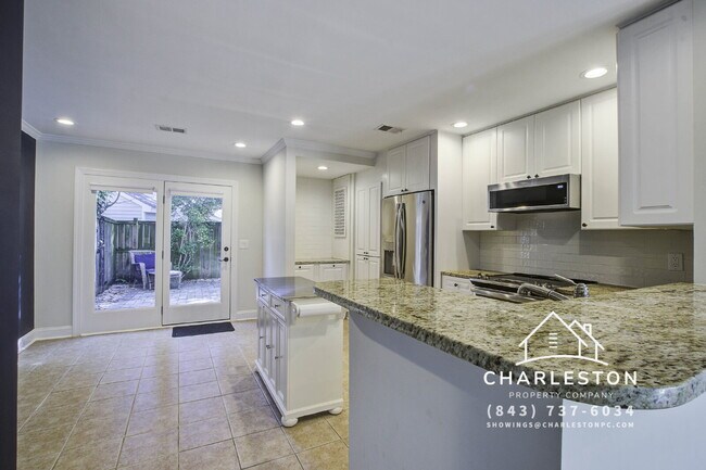 Building Photo - 1371 Cassidy Ct