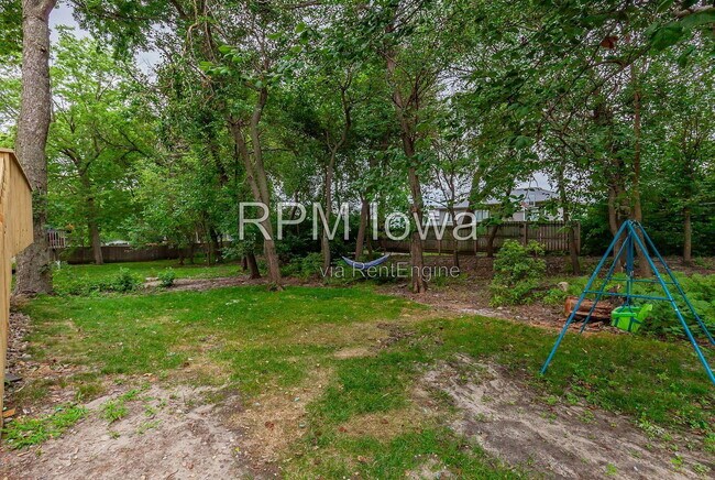 Building Photo - 14440 Briarwood Ln
