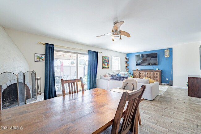 Building Photo - 4353 E Pearce Rd