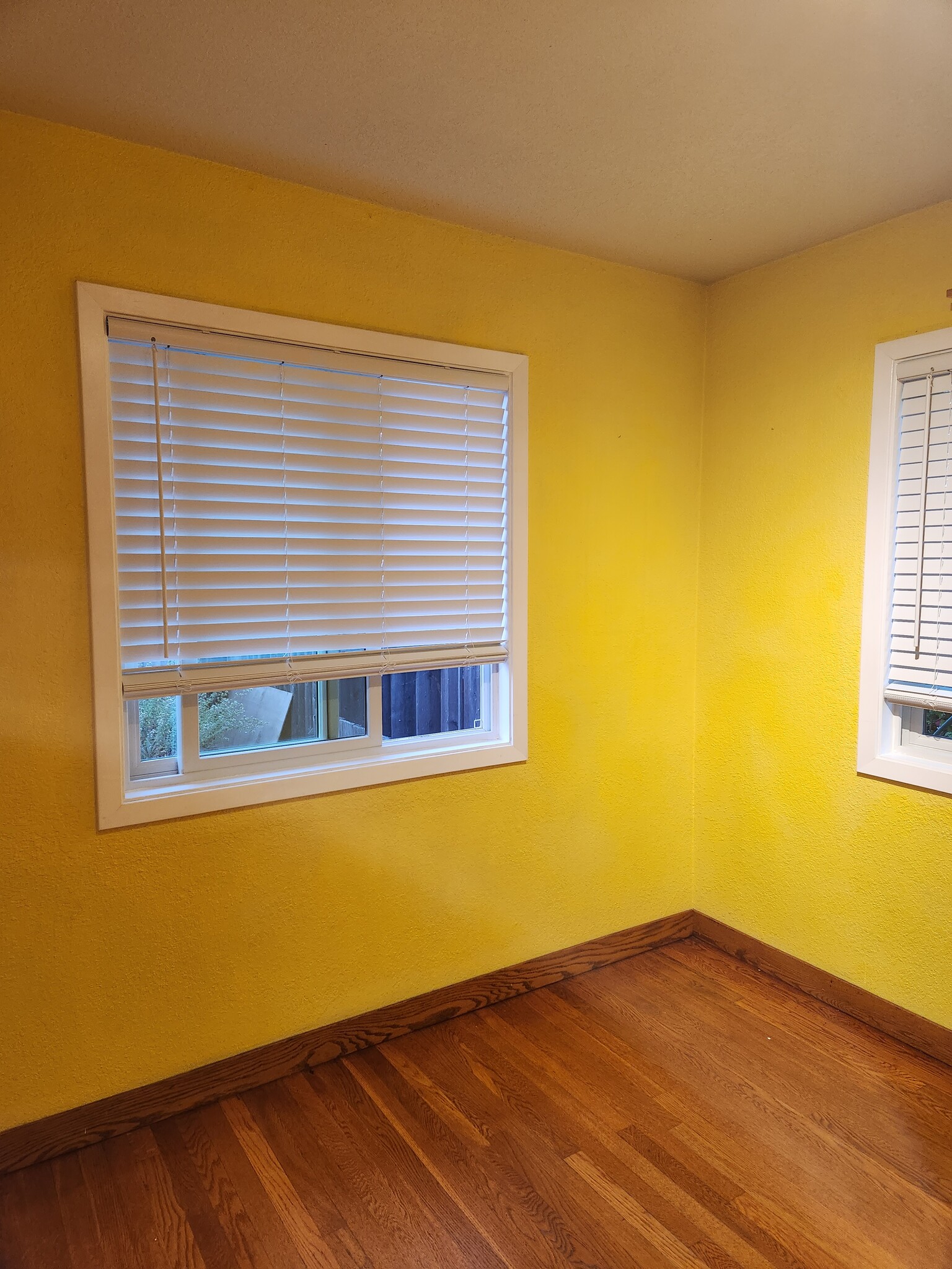 Dining Room - 647 Monroe St