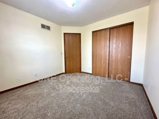 Building Photo - 7879 Bauman Ave