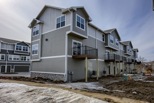 Building Photo - 20874 T Ct