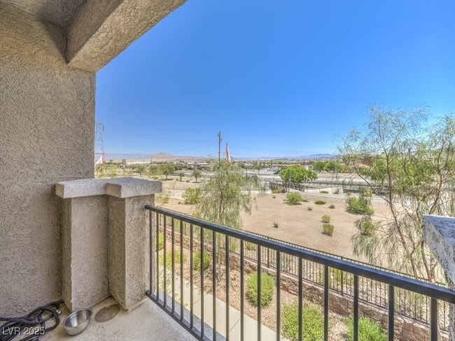 Building Photo - 462 Ylang Pl