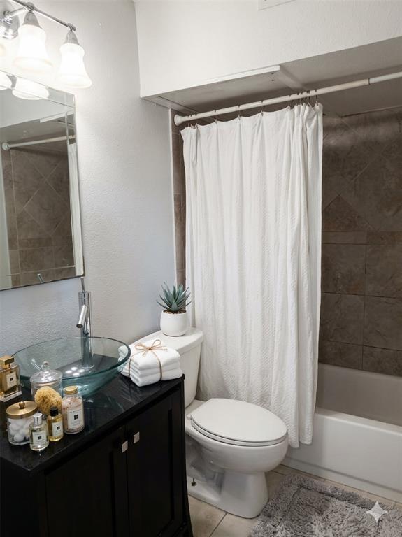 Building Photo - 2020 S Congress Ave